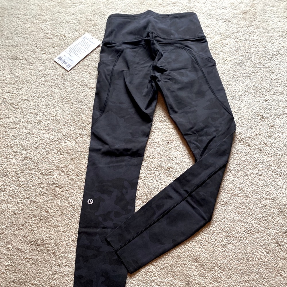 NWT lulu fast and free HR tight